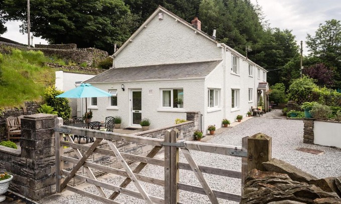 Margam Casa | 1 Tan Yr Eglwys Barn Cottage