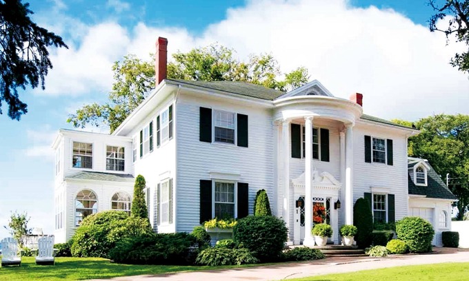 Queens Square Cama Y Desayuno | 1 West Inn Waterfront