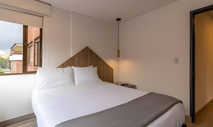 Chapinero Apartamento | 10.73 Flats x Ahead