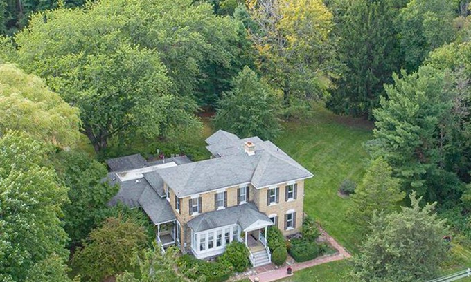 South Haven Casa | 10 Acre Private Estate, Covered Hot Tub, Heated Pool, Xfinity Broadband,