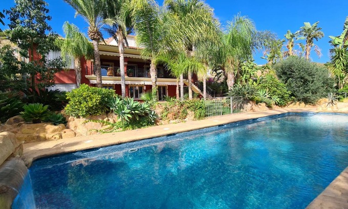 Hoya de los Patos Villa | 10 Bedroom 5* Luxury Villa . Heated Pool & 6 seater jacuzzi.. 30 Guests max