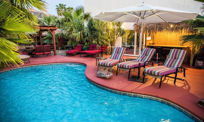 Winchester Casa | 10 Bedroom Botanical Oasis - Entertainment Paradise - Perfect for Group Getaways