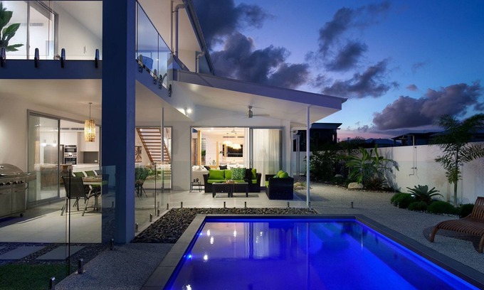 Yaroomba Casa | 10 Belle Mare Avenue