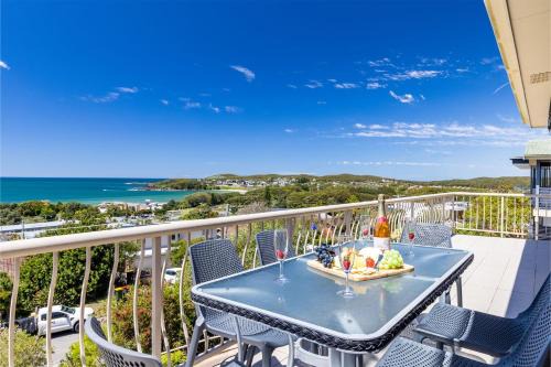 Fingal Bay Casa | 10 Garuwa Street - Fabulous Fingal Bay water views