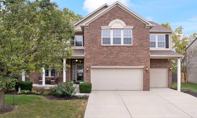 Westfield Casa | 10 Min to Grand Park/3 Car Garage/Office
