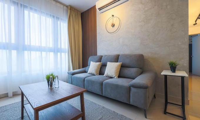 Taman Pertama Apartamento | 10 min to Sunway Velocity By Nexx Field