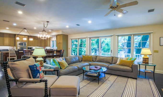 West Beach Casa | 10 Min Walk to Beach; Dog Friendly, One Level Home w Golf Course Views