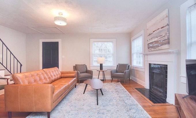 Shelby Casa | 10 min Walk to Uptown Shelby, Historic, parking!