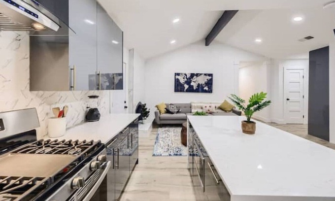 South Manchaca Casa | 10 minutes away from DW, 6th st, and many attractions