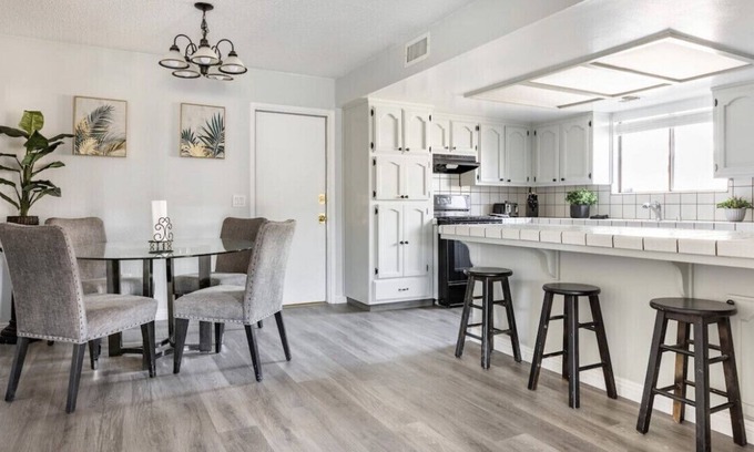 Pumpkin Center Casa | 10 minutes from downtown beautiful family home with lots of space.