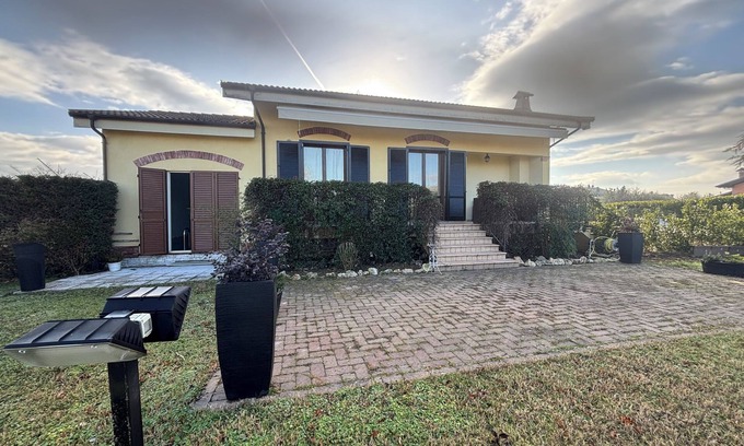 Rimini Casa | 10 minutes from the beach, strategically located "Villa il Castellaccio"