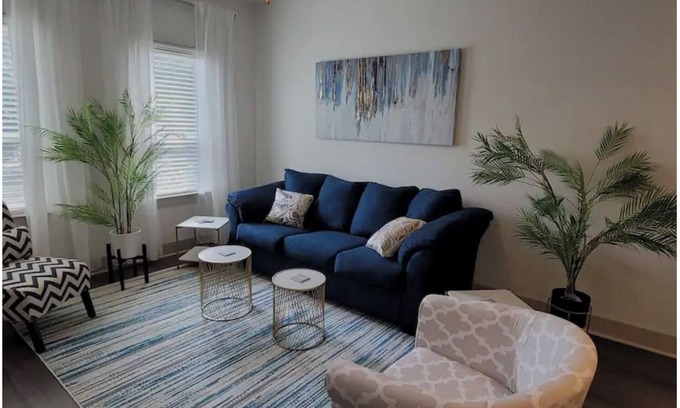 Westside Condominio | 10 minutes to Georgia Aquarium, Mercedez Benz Stadium, State Farm Arena