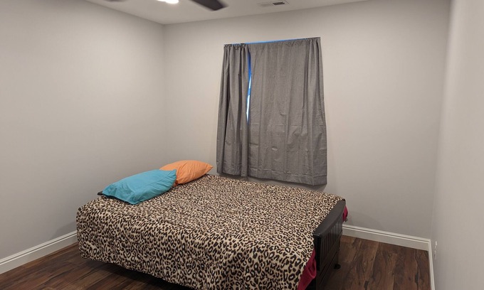 North Salt Lake Casa | 10 minutes to the airport and mountains - modern 2-bedroom walkout with fire pit