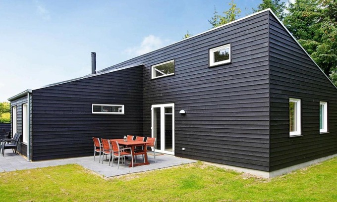 Blavand Strand Casa | 10 person holiday home in Bl vand