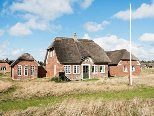 Blavand Strand Casa | 10 person holiday home in Blåvand