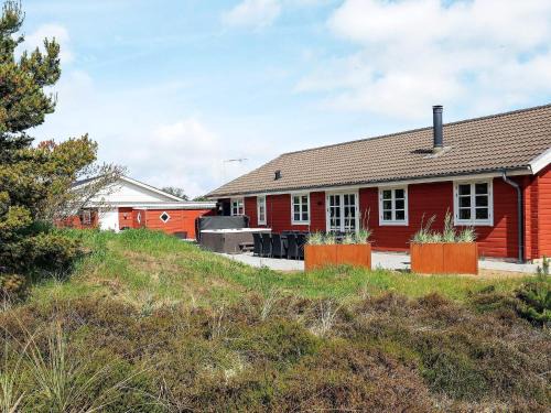 Skagen Casa | 10 person holiday home in Skagen