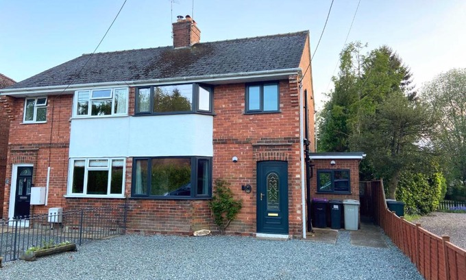 Woodhall Spa Casa | 10 Tarleton Avenue, Woodhall Spa
