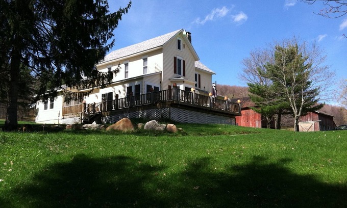 Friendsville Otro | Granja de 100 acres a solo minutos del lago Deep Creek y Wisp