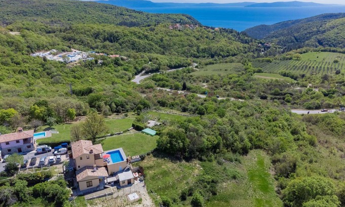 Labin Otro | 100 m² Alojamiento ∙ 2 habitaciones ∙ 4 huéspedes