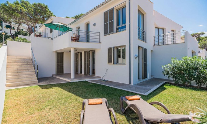 Cala San Vicente Chalet De Esquí | 100 m² Chalet ∙ 3 habitaciones ∙ 6 huéspedes