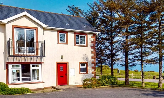 Dunmore East Casa | 100 m² House ∙ 3 bedrooms ∙ 5 guests