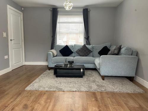 Hale Apartamento | 100 Roses Mill Hill