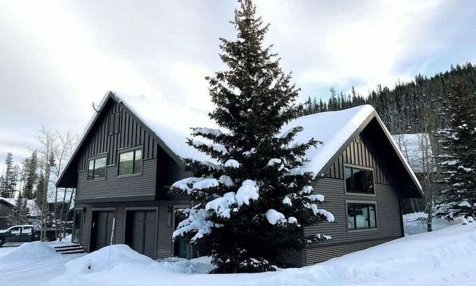 Big Horn Condominio | 100 Steps Away, Ski in Ski Out Condo