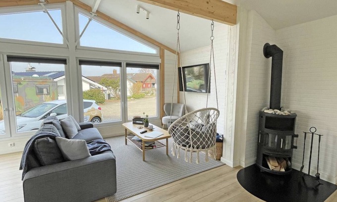 Ruckeberg Casa | 100m away from the beautiful Schlei, you will find our extensively renovated and modern bungalow "Schlei-Idyll" with maritime details, as well as a small garden area with terrace for your well-deserved time out