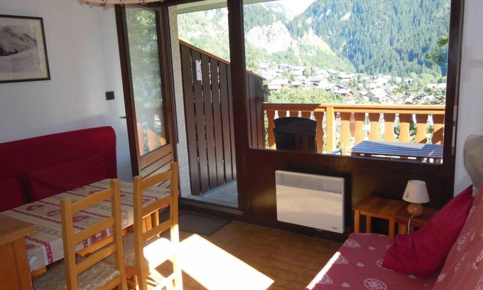 Champagny-en-Vanoise Apartamento | A 100m de las pistas de esquí, 1.o piso, vista montaña, balcón, tv, local para esquís, 23m²
