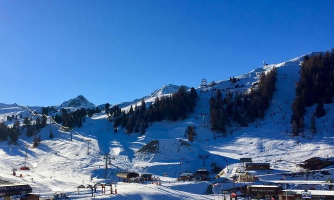 Macot-la-Plagne Apartamento | 100m from resort center, 6th floor, balcony, tv, 28m², La Plagne