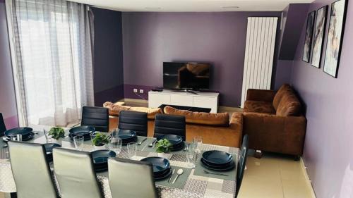 Villepinte Apartamento | 100m2 2 chambres 8 personnes - Grand parking et terrasse privée - Proche CDG-Parc expositions-Paris-Astérix-Disney