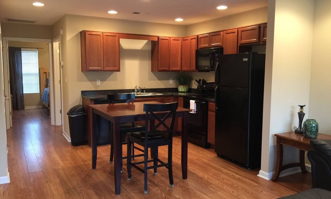 Elizabethtown Apartamento | 101 A Peaceful private and Safe great location