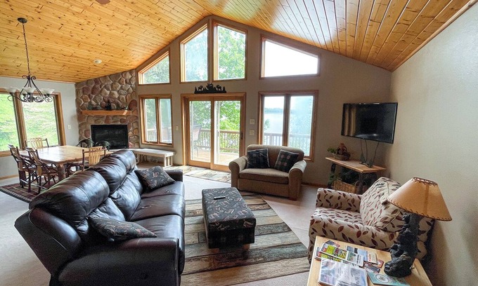 Tomahawk Casa | Lake Mohawksin Shores Upper 3 habitaciones, 2 baños con master