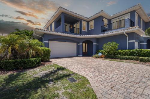 Indian Harbour Beach Casa | 102 Mediterranean Way