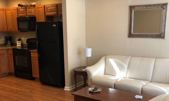 Elizabethtown Apartamento | Ubicación tranquila y relajante en Elizabethtown 103D