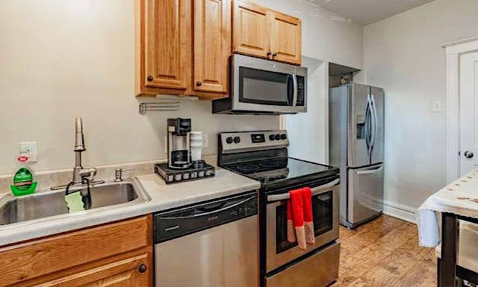 St. Louis Apartamento | #104 amazing location near Washington university 🌺🌺🌺
