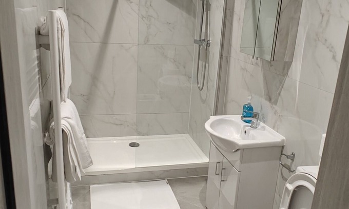 Edgware Apartamento | 105 Brand new studio room