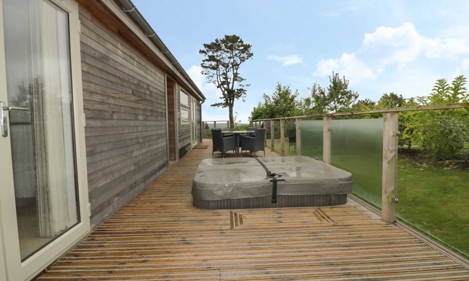 Dobwalls Cabaña | 11 Faraway Fields
