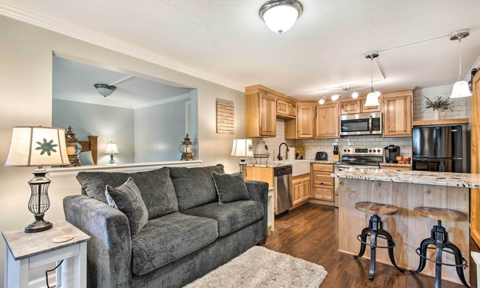 Creighton Apartamento | Lakewood Studio - ¡9 millas a Golden & Red Rocks!