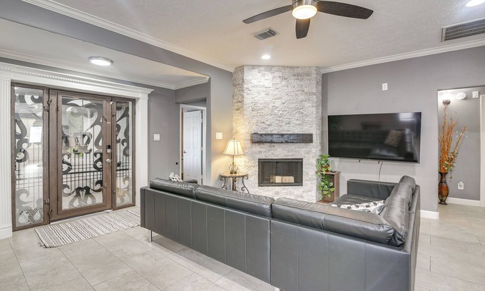 Northeast Houston Casa | 11 Mi to Dtwn: Family Home in Houston!