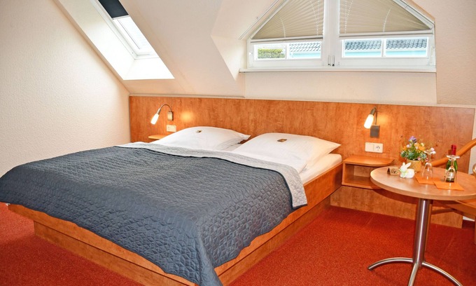Gohren Casa | 110 Doppelzimmer - Hotel Sonnenklahr mit Pool