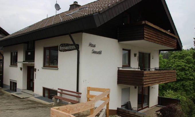 Friedenweiler Apartamento | 110 m² Apartamento ∙ 2 habitaciones ∙ 6 huéspedes