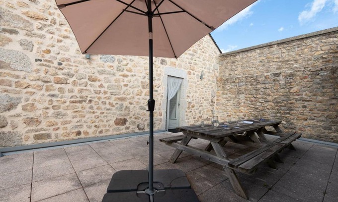 Albaret-le-Comtal Casa | 110 m² Gîte ∙ 3 habitaciones ∙ 10 huéspedes