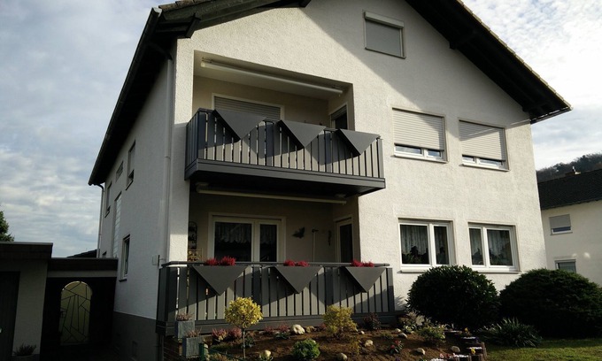 Landstuhl Apartamento | 110 m², max. 6 personas, zona tranquila, fácil acceso