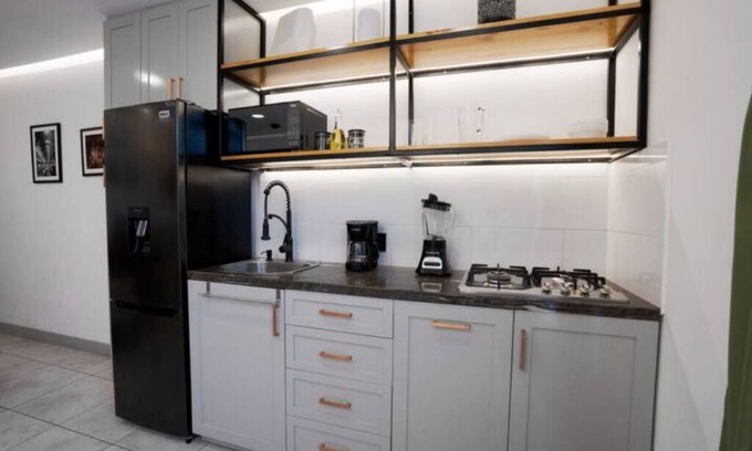 Barrio Urdesa Apartamento | 111 - Consulate USA Parking Prague Apts 5 pax