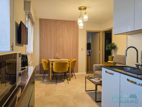 Sables-d'Or-les-Pins Apartamento | 112- appartement rénové à quelques pas de la grande plage