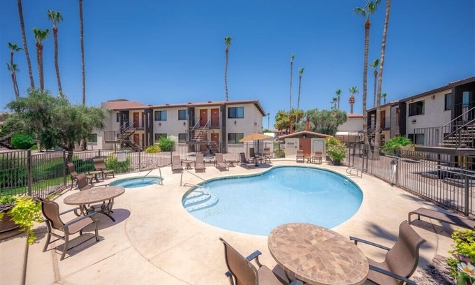 New Papago Parkway Apartamento | Los mejores precios de la ciudad! Golf y WiFi incluidos!