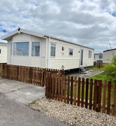 Burnham-on-Sea Otro | 118 holiday resort unity pet friendly caravan brean sands