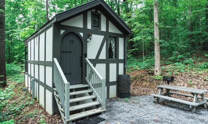 Sevierville Casa | Tiny Home Cottage cerca de las Smokies # 12 Carlotta