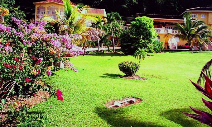 Tower Isle Villa | Las comodidades incluyen: cocinero, ama de llaves, vista al mar, piscina, jacuzzi y traslado al aeropuerto *